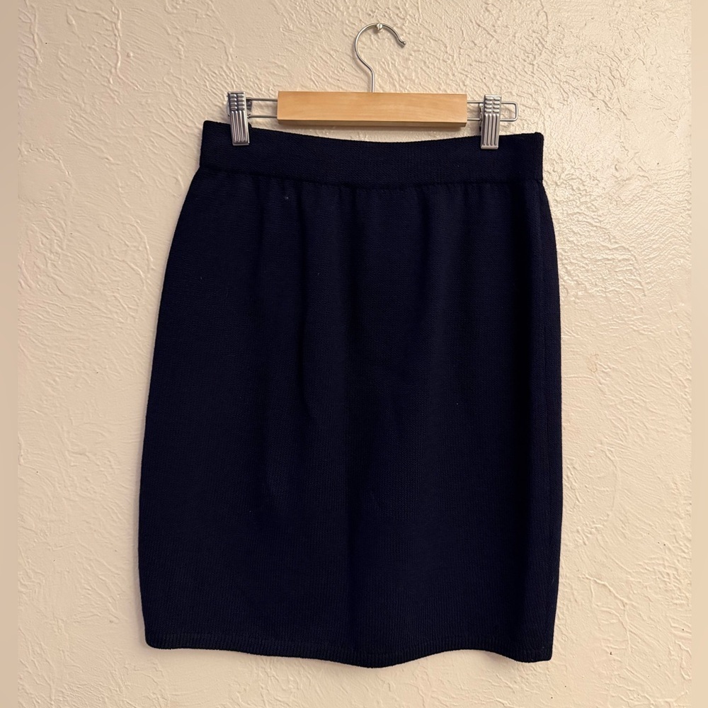 St. John Pencil Skirt - Picture 8 of 8